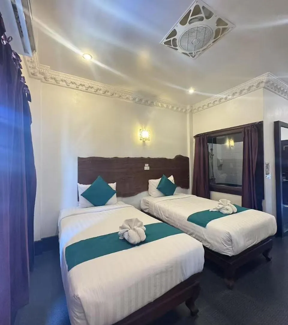 Hotel Alana Luang Prabang 4*,  Laos