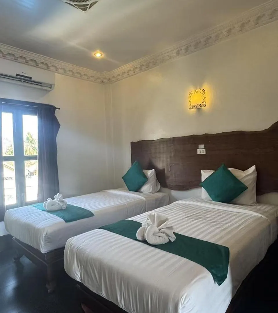 Alana Luang Prabang Hotel 4*,